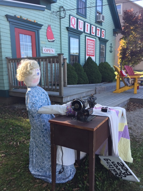 quilt store scarecrow.jpg